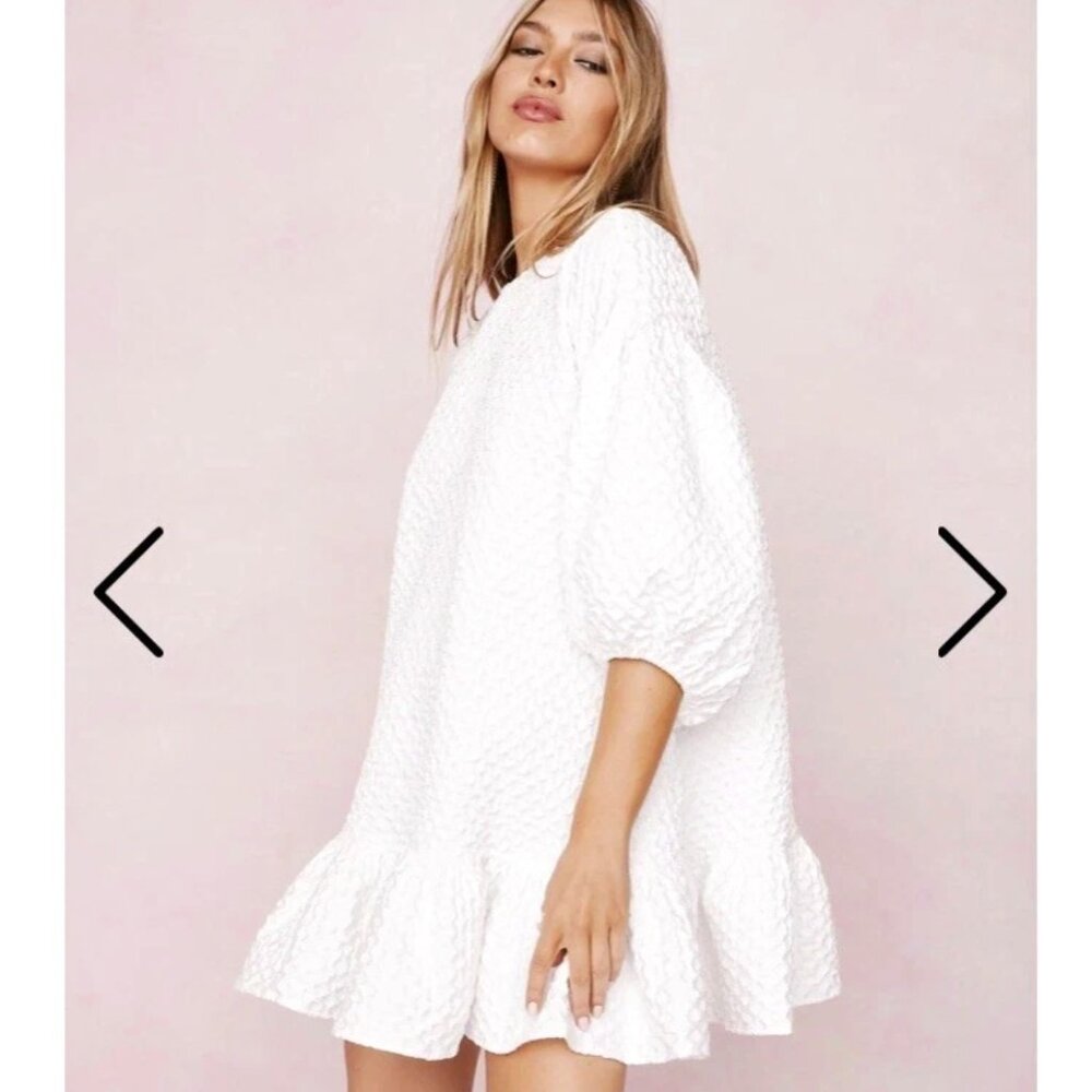 Nasty Gal NWT Textured Crew Neck Puff Sleeve Mini Dress Fun Bridal Dress